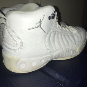 Jordan Pro-White/Pure Platinum-MetallicSilver Sz 9